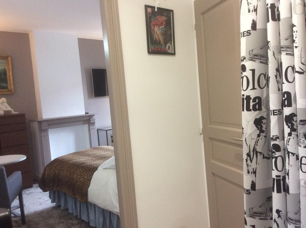 Chambres Et Table D'Hotes La Belle Lensoise Esterno foto