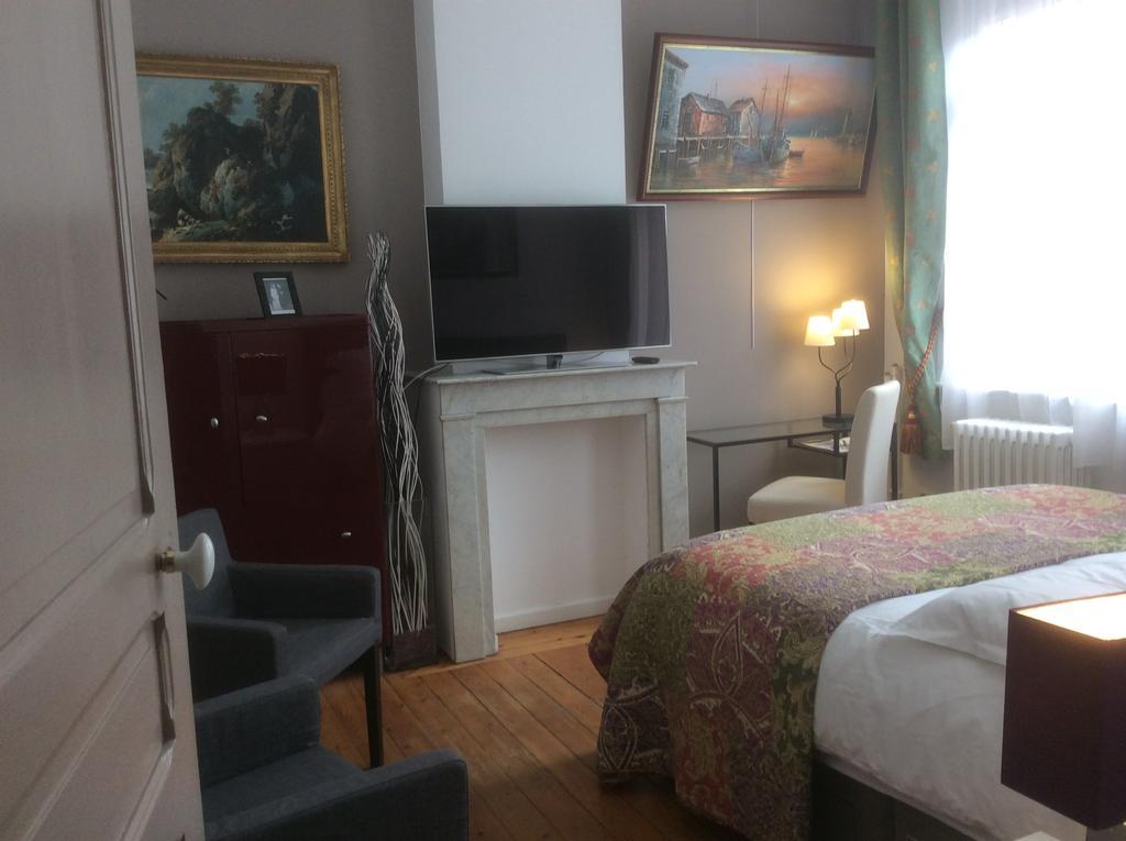 Chambres Et Table D'Hotes La Belle Lensoise Esterno foto